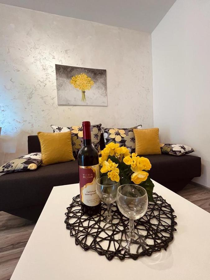 Pomerino Apartmans מראה חיצוני תמונה
